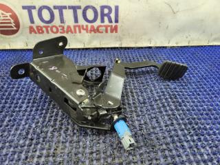 Запчасть педаль сцепления RENAULT KANGOO 2011