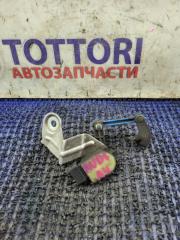 Фото запчасти датчик положения кузова задний AUDI A4 контрактная запчасть Запчасть датчик положения кузова задний AUDI A4