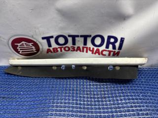 Запчасть планка под фары передняя левая ISUZU ELF 2003.09.05