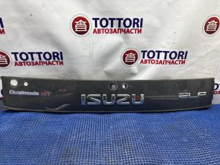 Запчасть планка под дворники ISUZU ELF 2003.09.05