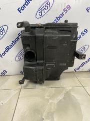 Корпус воздушного фильтра IS200 1999 GXE10 2.0 (1G-FE)