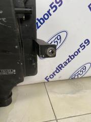 Корпус воздушного фильтра IS200 1999 GXE10 2.0 (1G-FE)