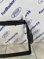 Дефлектор радиатора Sandero 2014 B52