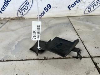 Дефлектор радиатора Ford Focus 3 2012 контрактная Дефлектор радиатора Ford Focus 3 2012