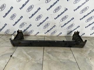 Запчасть усилитель бампера передний Toyota Avensis 2009