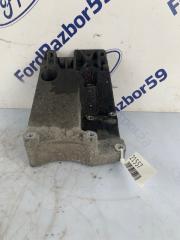 Запчасть кронштейн компрессора кондиционера Ford Focus 2 2009
