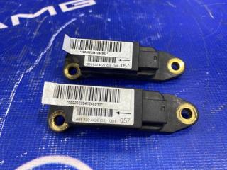 Запчасть датчик удара Mercedes-benz c320 2003