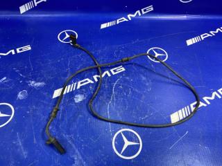 Запчасть датчик abs задний левый Mercedes-benz c320 2003