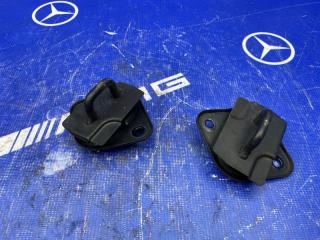 Петли капота Mercedes-benz S500 2004