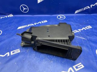 Запчасть корпус блока предохранителей Mercedes-benz e320 1999