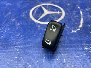 Запчасть кнопка управления зеркалами Mercedes-benz e320 1999