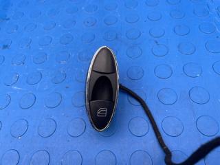 Запчасть кнопка задняя правая Mercedes-benz E55 AMG 2006