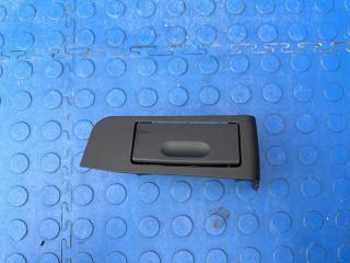 Запчасть пепельница задняя правая BMW 520 2015