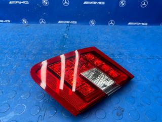 Фонарь в крышку багажника задний правый Mercedes-benz E 250 2009