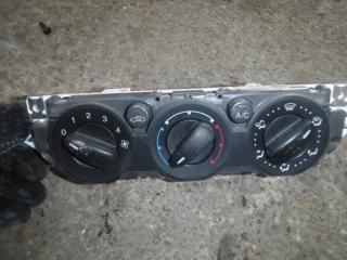 Запчасть блок управления отопителем Ford Focus 2007