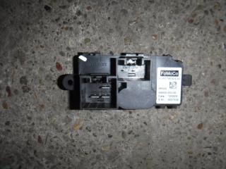 Запчасть резистор отопителя Ford Focus 2012