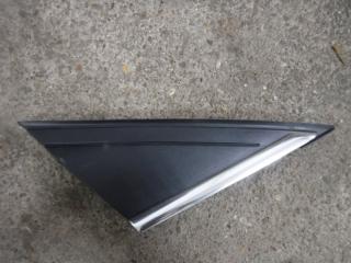 Запчасть накладка крыла передняя правая Ford Focus 2012