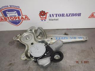 Запчасть стеклоподъемник задний правый Toyota Camry 2013