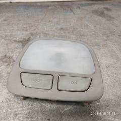 Запчасть плафон салонный задний Hyundai Santa Fe 2010