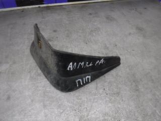 Запчасть брызговик передний правый Nissan Almera 2006