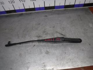 Фото запчасти поводок дворника передний правый Opel Astra 2008 Б/У запчасть Запчасть поводок дворника передний правый Opel Astra 2008