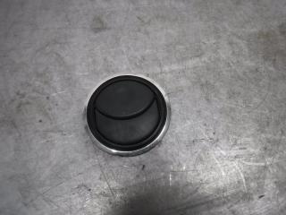 Запчасть дефлектор приборной панели Nissan Almera 2014