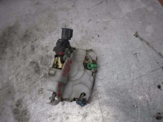 Запчасть замок двери передний правый Nissan AD 2000