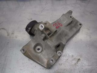 Запчасть кронштейн генератора Volkswagen Polo 2008