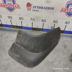 Фото запчасти брызговик задний правый Mitsubishi Pajero Sport 2008 Б/У запчасть Запчасть брызговик задний правый Mitsubishi Pajero Sport 2008