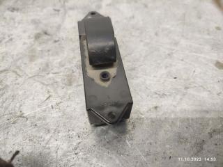 Фото запчасти кнопка стеклоподъемника задняя правая Mitsubishi Pajero Sport 2011 Б/У запчасть Запчасть кнопка стеклоподъемника задняя правая Mitsubishi Pajero Sport 2011