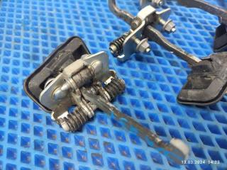 Запчасть ограничитель двери ЛАДА X-Ray 2018