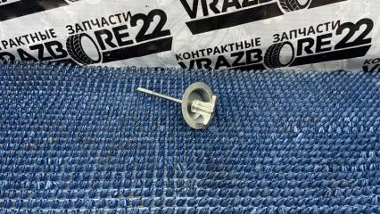 Крепление запасного колеса Toyota Corolla 2000