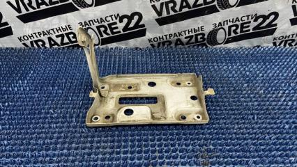 Подставка под аккумулятор Toyota Vista Ardeo 2000