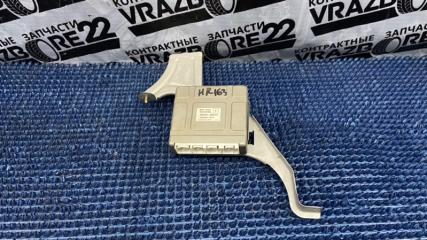 Блок электронный Toyota Harrier 1999