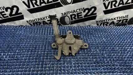 Замок капота Toyota Camry 2004