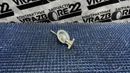 Крепление запасного колеса Toyota Allion 2003