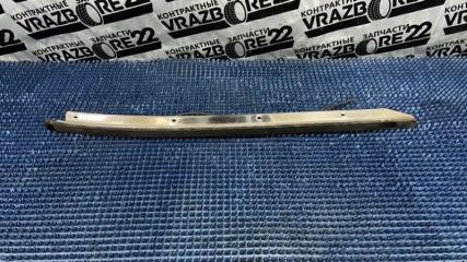 Молдинг стекла левый Nissan Bluebird Sylphy 2001