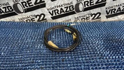 Тросик лючка топливного бака Toyota Vista Ardeo 1998