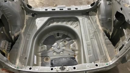 Задняя часть автомобиля Vista Ardeo 2002 ZZV50-0041855 1ZZ-FE