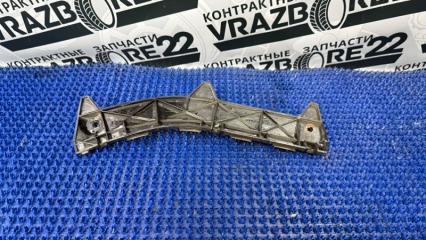 Клипса бампера задняя левая Toyota Allion 2006