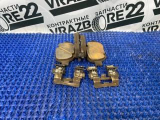 Тормозные колодки переднее Toyota Vista Ardeo 2000