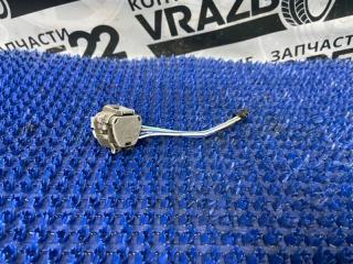 Разъем на бензонасос Toyota Vista Ardeo 2002