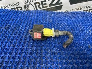 Датчик SRS передний левый Toyota Vista 2000