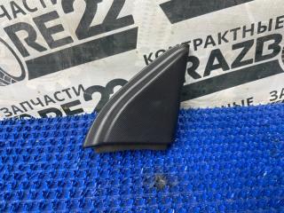 Уголок двери правый Toyota Corolla 2001