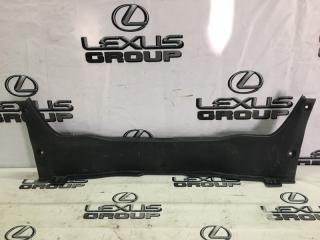 Накладка замка багажника задняя Lexus LS430 2005