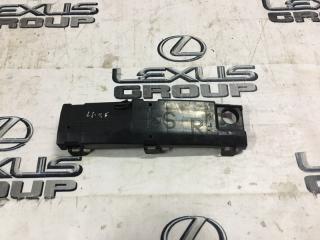 Абсорбер бампера задний правый Lexus LS460 2008