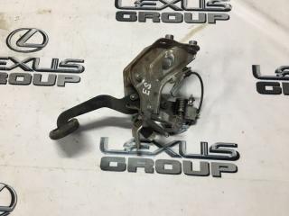 Педаль тормоза Lexus ES250 2014