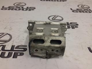 Кронштейн усилителя бампера передний Lexus LS460 2012