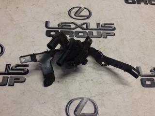 Помпа Lexus NX300h 2015