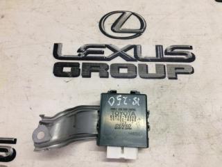 Блок управления дверьми Lexus IS250 2007